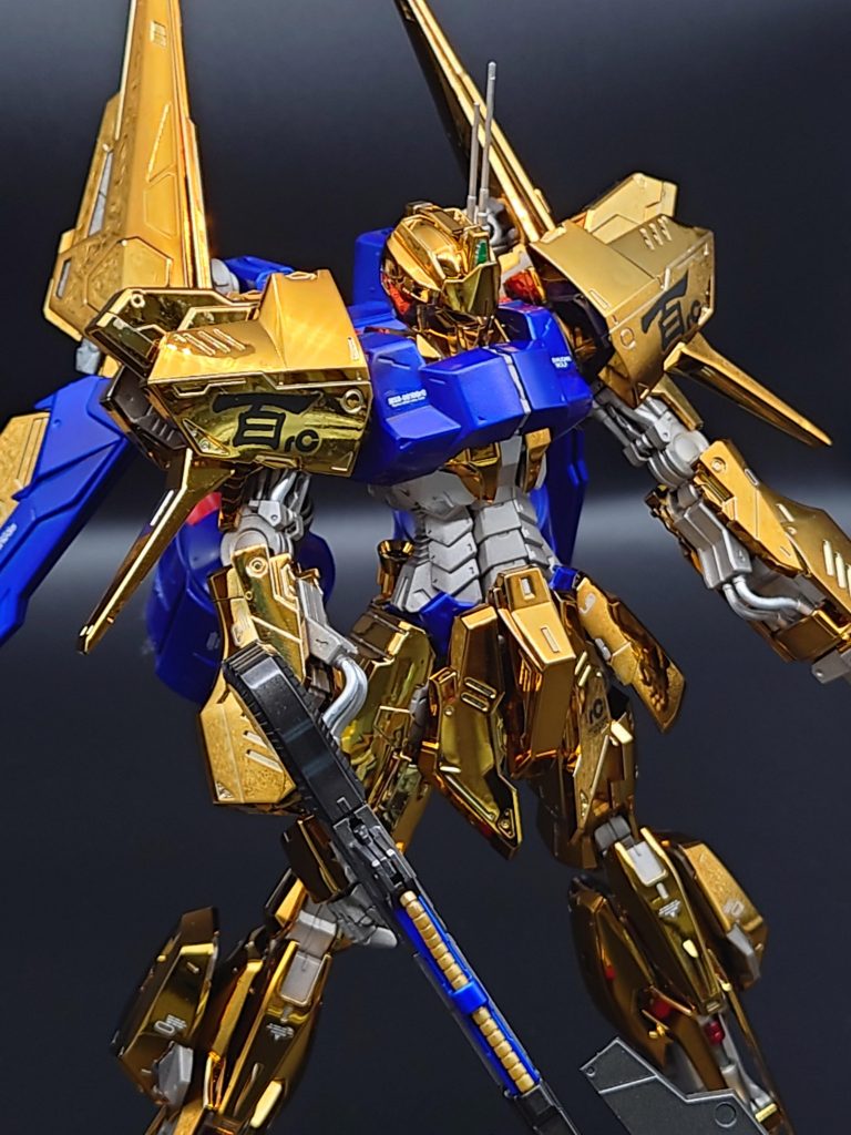 塗装したら、関節の嵌合が悪くなってしまって、結構ユルユルになってしまいました（汗）自重で自立するのが難しくなってしまったので、なにか良い解決方法ないですかね？誰か教えてください？