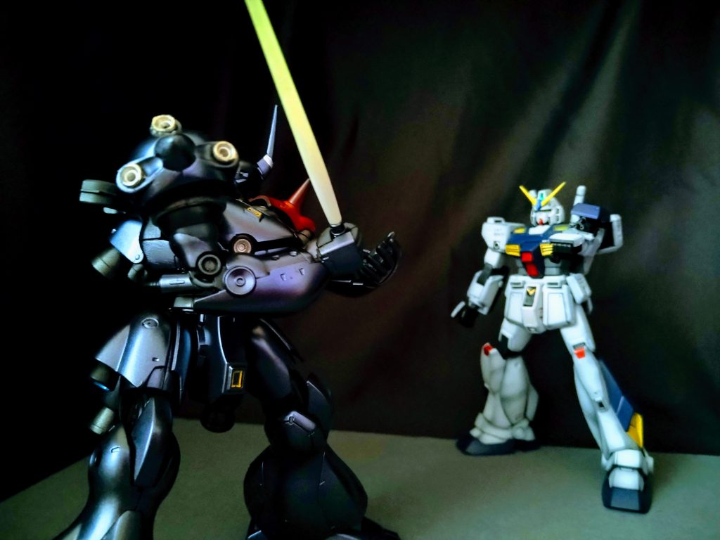 ガンダムNT-1との一騎討ち！サーベルで斬りかかるケンプファー