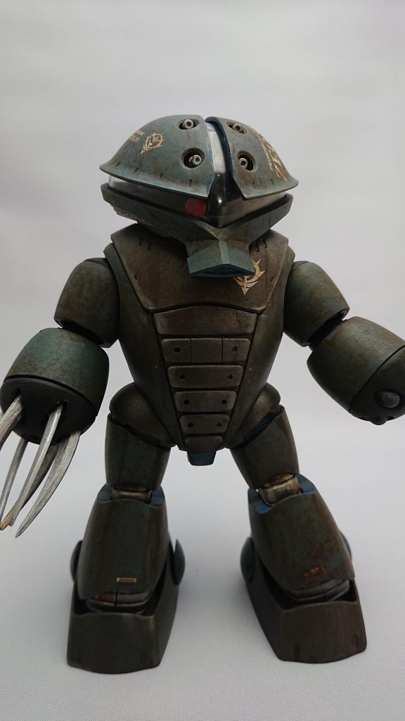 最後はウェザリングマスターでちょっと全体調整してます！めちゃくちゃ楽しい機体だったので、次はゴッグやズゴックにも挑戦したいですね！量産機自由に作るのが本当に楽しいです(^ ^)