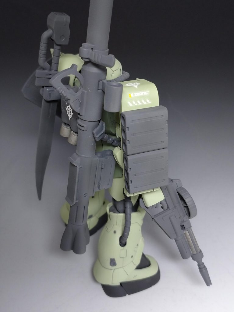 右側後方から撮影。