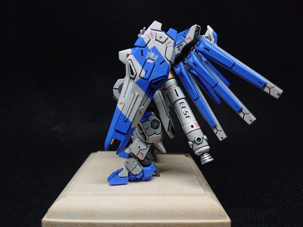 ガンダムアーティファクト Hi-νガンダム–8枚目/制作者：ポンポン