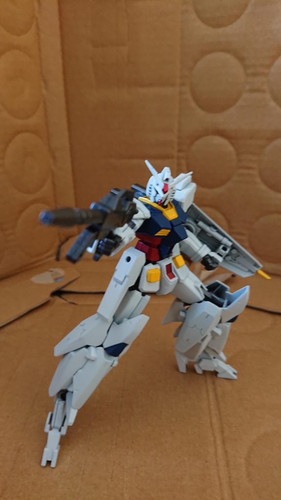 機体コンセプトには『拡張性と汎用性を重視し、カスタマイズによってダイバーとしてのスタイルと、適性武装を引き出す』事にあり、ガンプラに名付けられたビヨンド……『超越』と同じく、己の限界を共に乗り越え、進化していく機体となっている。