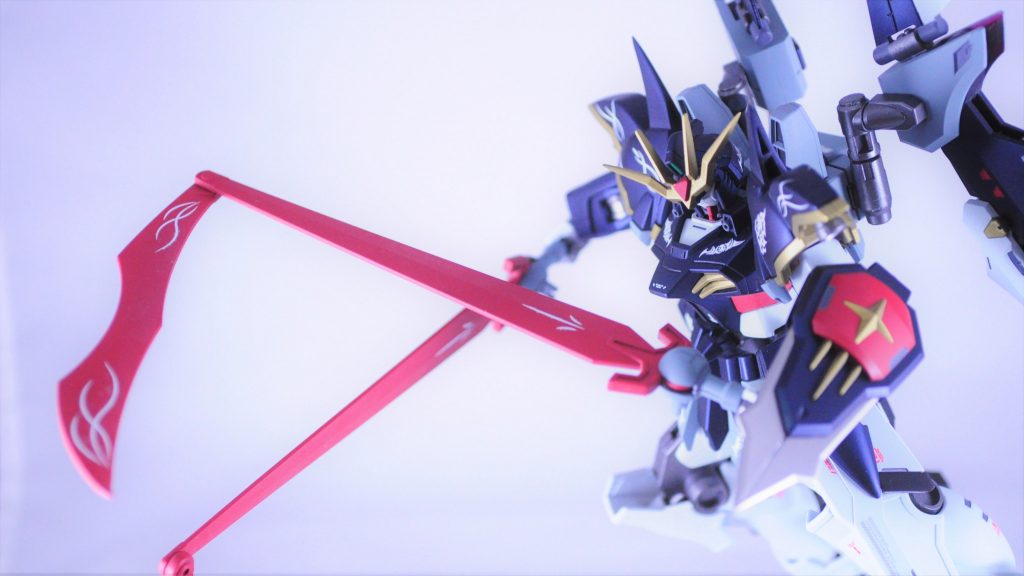 第2主兵装「ストライカーサイズプラス」全身及び武装にハイキューのトライバルデカール「ロータス」を貼り付けています。