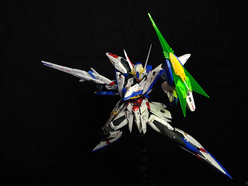 エクリプス独特のビームシールド展開シールドとしてよりもサーベルとしてのイメージが強い印象があった