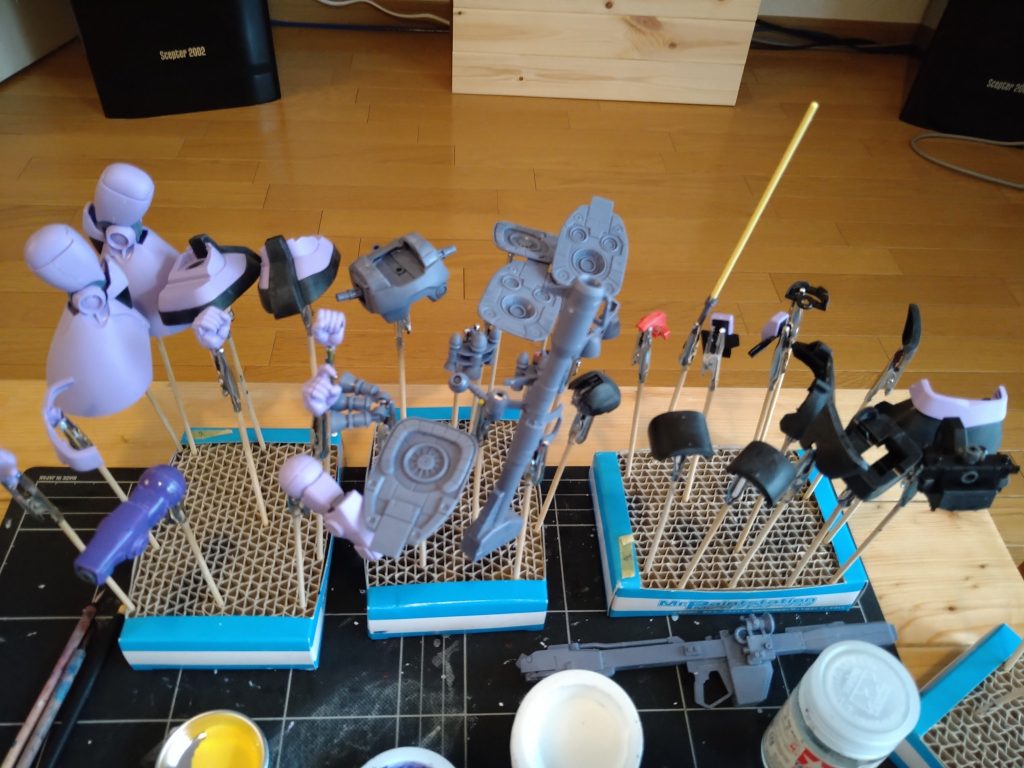 部分組み立て→ヤスリがけ→水洗い後