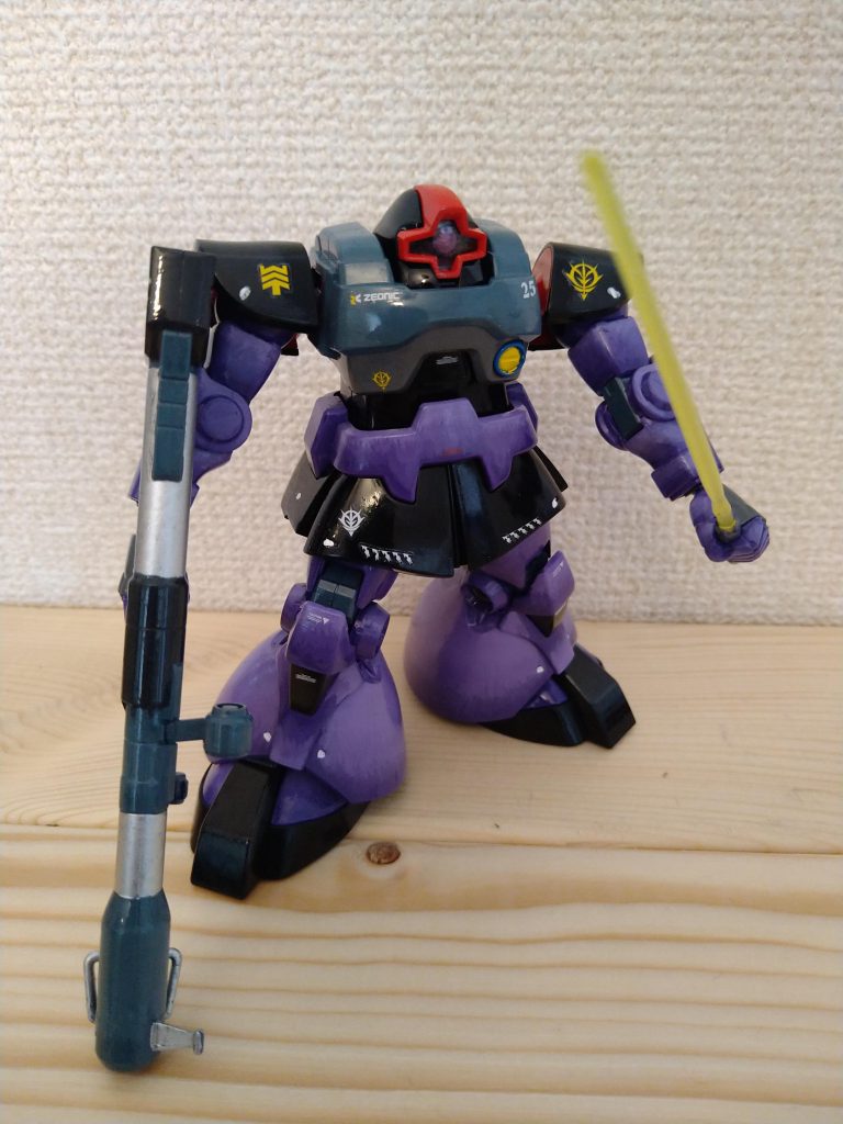 バズーカーとビームサーベルの二刀流