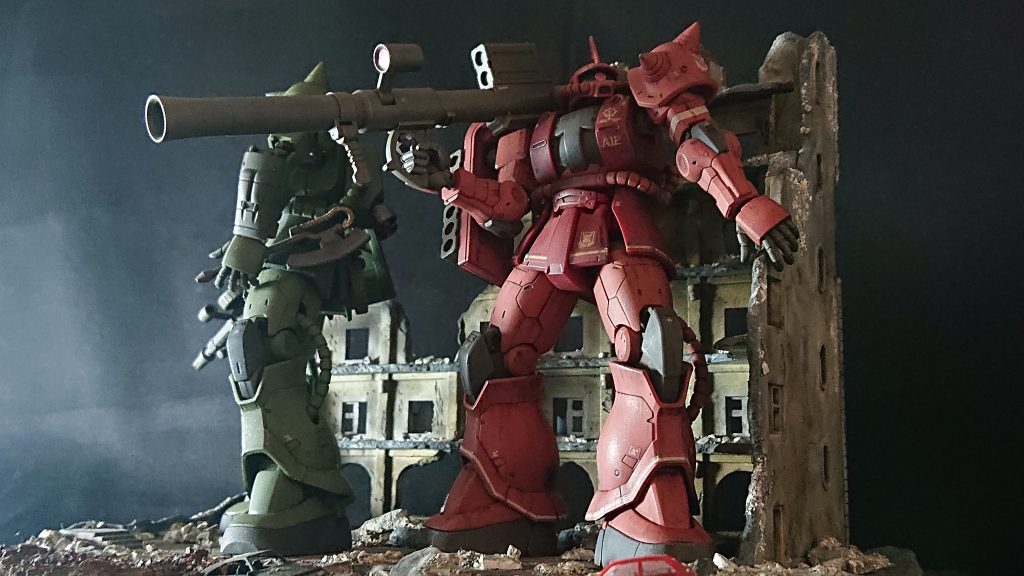 既製品の建物に瓦礫を追加して、戦闘で激しく破壊されている感じを出しています。