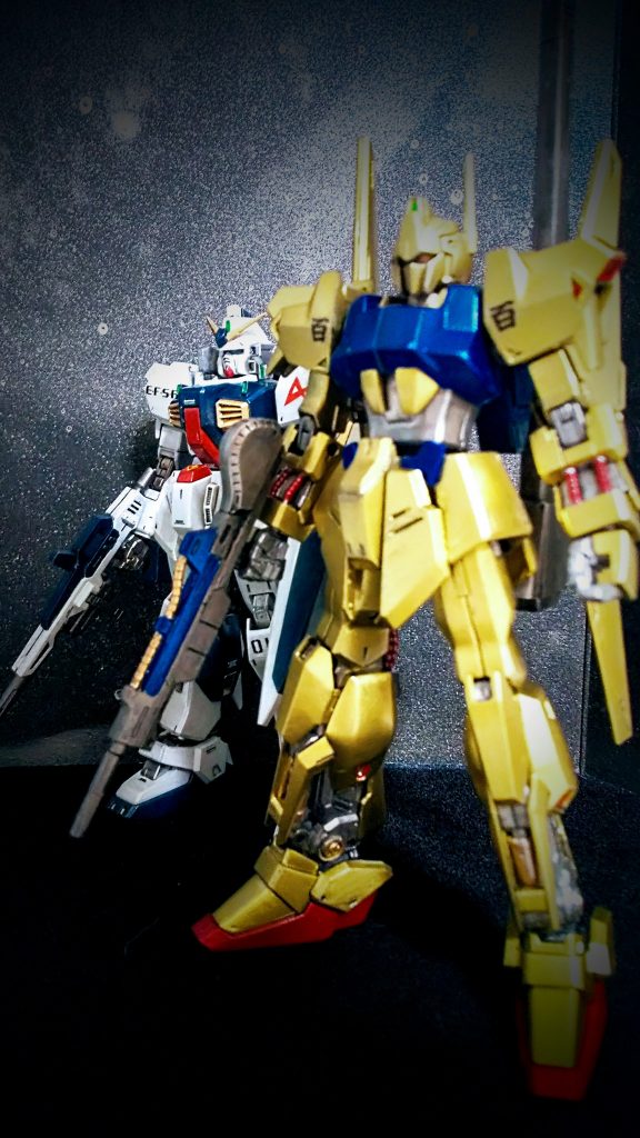 後ろのMk-Ⅱはカミーユ機ではなく、AR専用機です。このペアでグリプス戦役を戦って欲しかったなと思わずにはいられませんね。