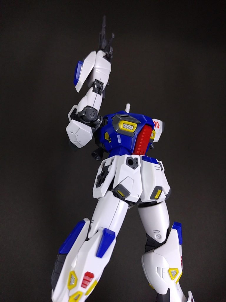 コンピュータの力だとガンダムの力だとこれはこれは！これは俺の力だ！！頭と左腕を外しただけですが、F90版ラストシューティング。STガンやギラ・ドーガ改が欲しくなりました。