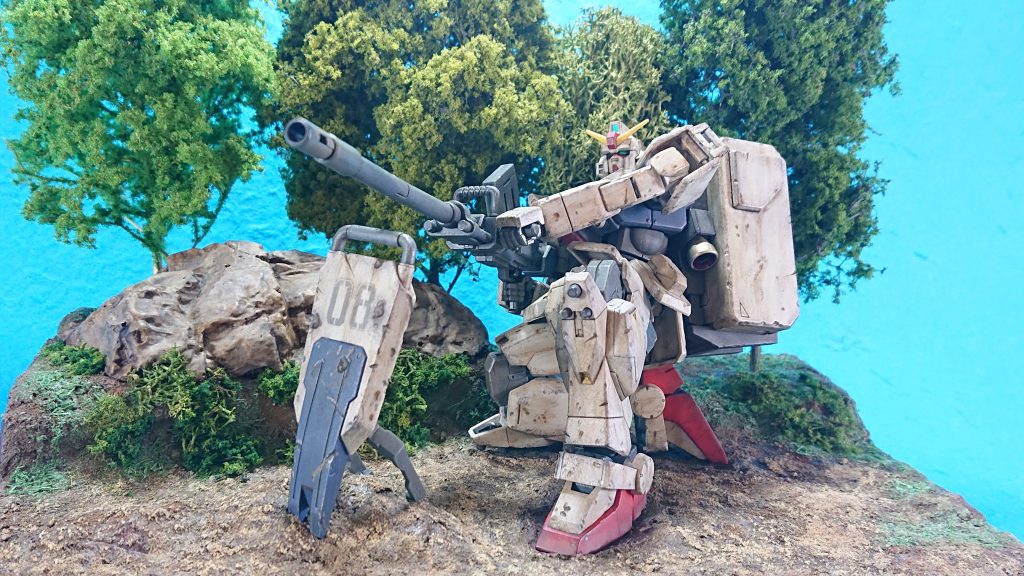 使用したキットは以前に製作したHGUC1/144陸戦型ガンダムです。