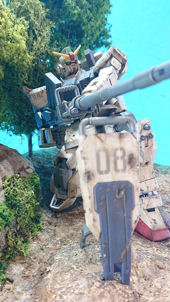 通称「輝き撃ち」のポーズはどのアングルからでもカッコいいですね!