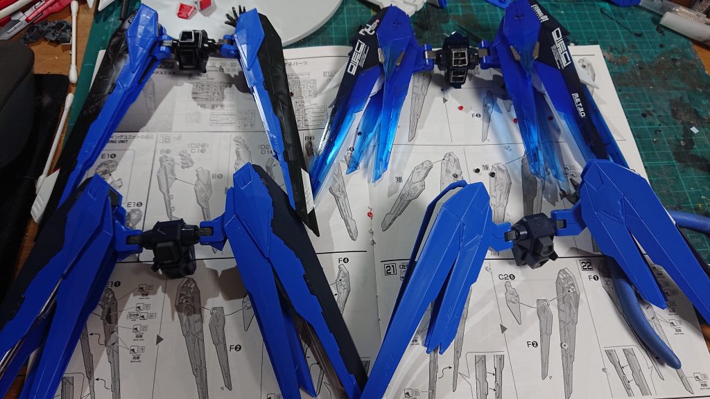 羽根の比較改めて見ると2.0ってかっこいいアレンジだなと