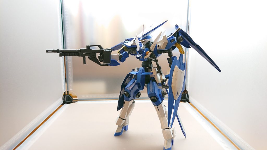 あらゆる戦闘を想定している為銃火器を使用することもある