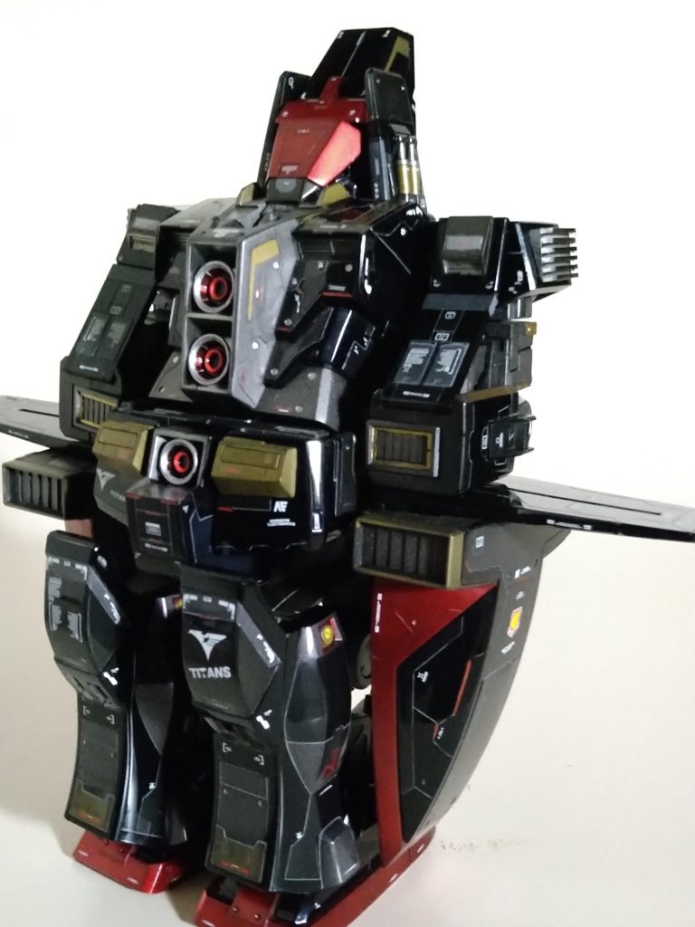 まるで建造物（ロボットは建造物か？）