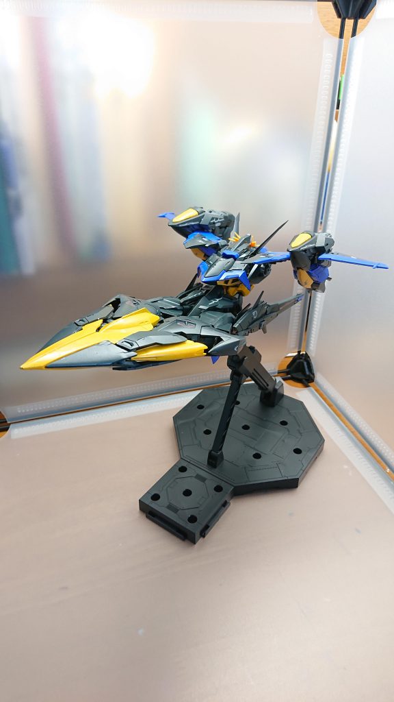 MA形態この戦闘機形態が堪らない！しかもダークなカラーリングしたからかステルス機みたいな感じがする