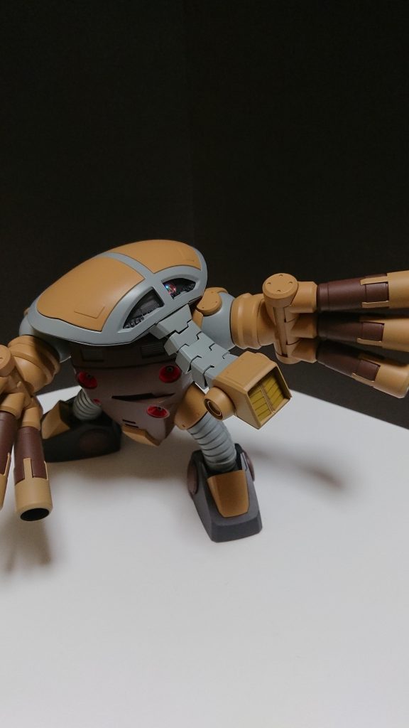 どうもこの鼻は熱排気ダクトみたいです。 