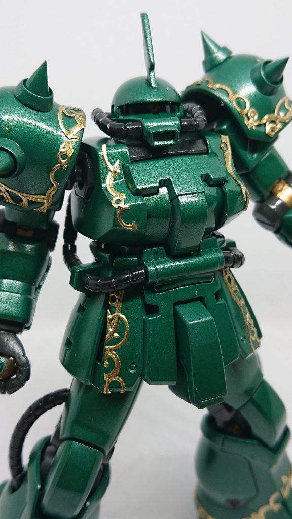 モノアイレール上下幅を詰めて有ります。Hアイズを入れてますが、全く見えないですね。