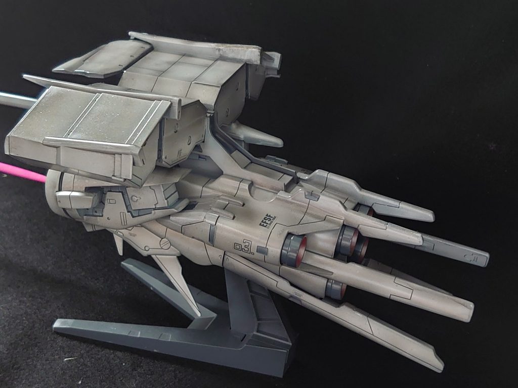 斜め上後方から。うん、長いです。