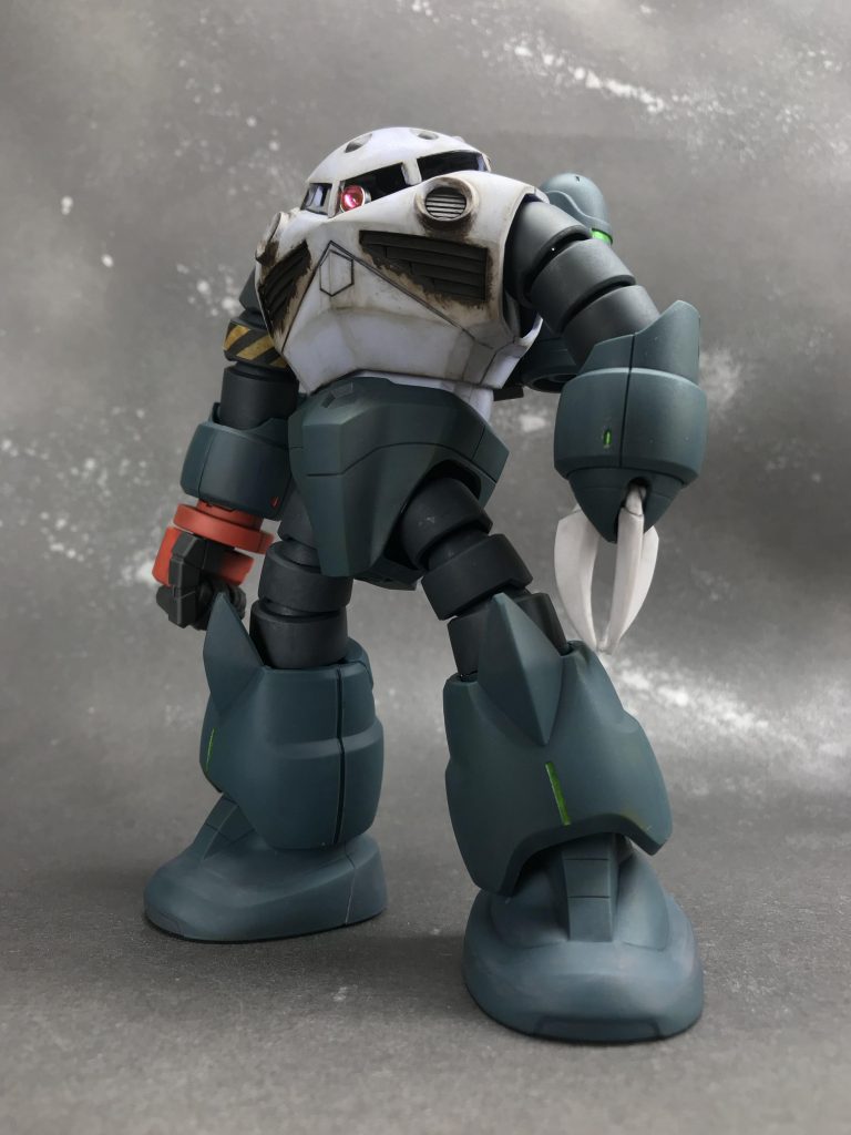 前から上記のとおりベタながらゾゴックのマニュピレーターを付けたかったので移植。モノアイ可動化以外は特に何も触ってません。