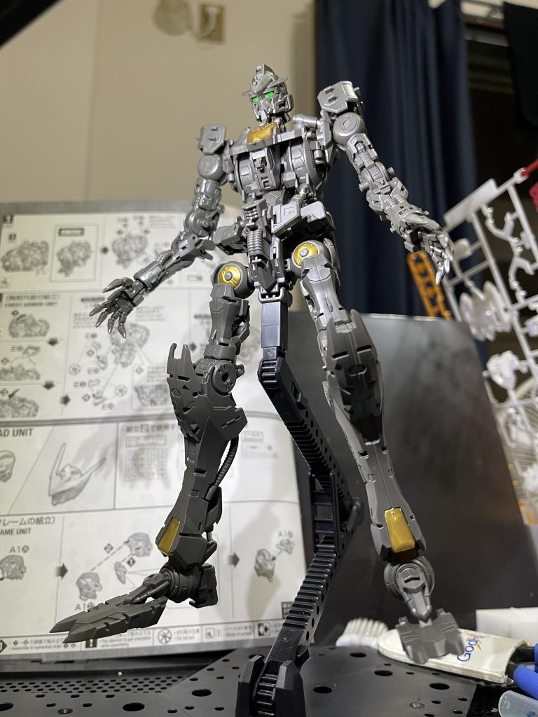 次回はガンダムフレームも塗装したいですね