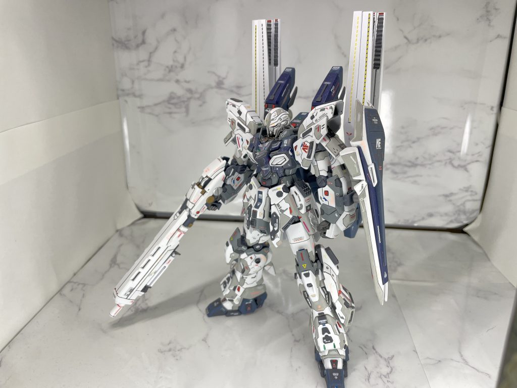 アーマーはネオジムで取り外し可能にしているので、時間をかければ脱着ができます。