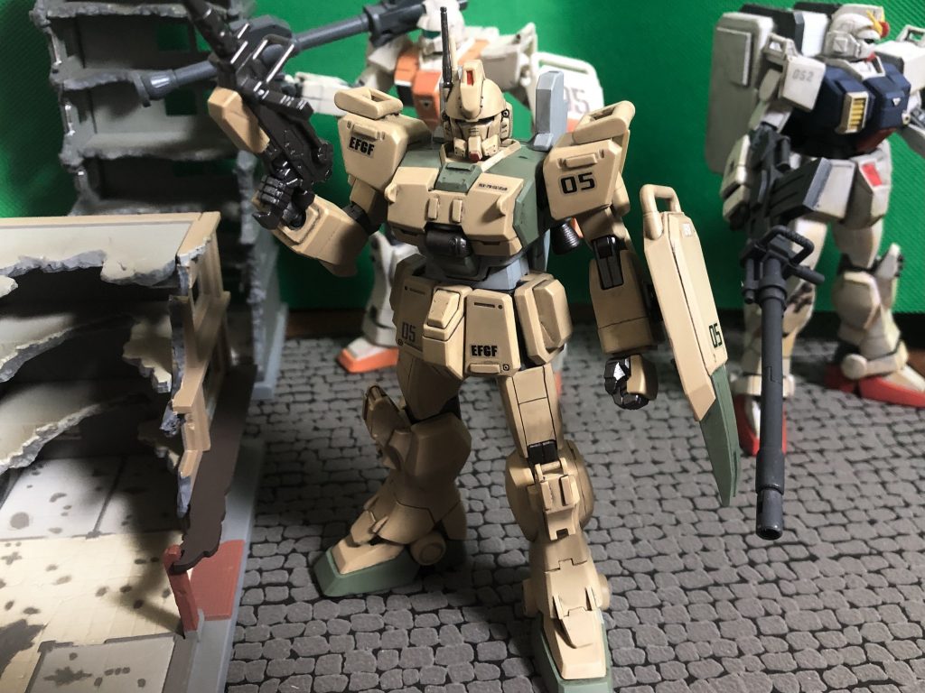 僚機を伴って市街戦のイメージ(^◇^;)