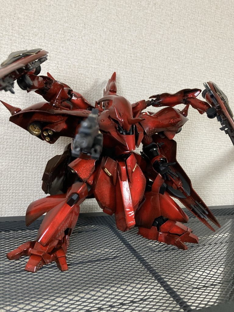 主兵装 ｢3連装ロングメガビームライフル｣サザビーのショットライフルとパワードアームズパワーダーのライフル、ケルディムのライフルを2丁使ってミキシング