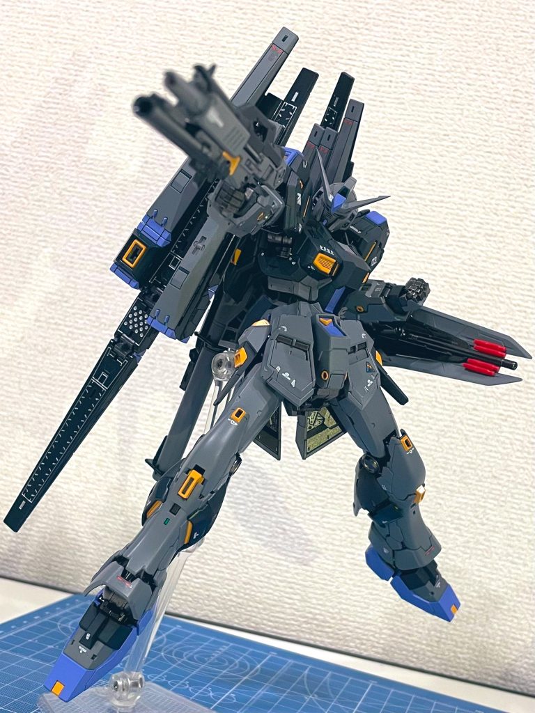 量産型νガンダム改–2枚目/制作者：ユトリ