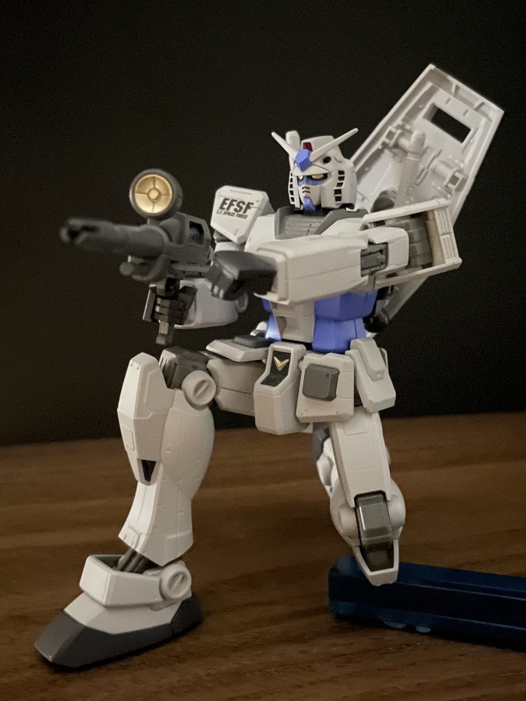 合わせ目消しも墨入れもせずにカラーリング変更だけで楽しみました。