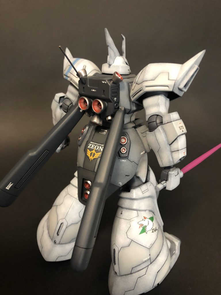 色は、白=クールホワイト(C)+ニュートラルグレーⅠ薄いグレー=ニュートラルグレーⅠⅠ(G)グレー=ニュートラルグレーⅠⅠグレー=ニュートラルグレーⅠⅠⅠ濃いグレー=ニュートラルグレーⅣバーニア=スターブライトジェラルミン