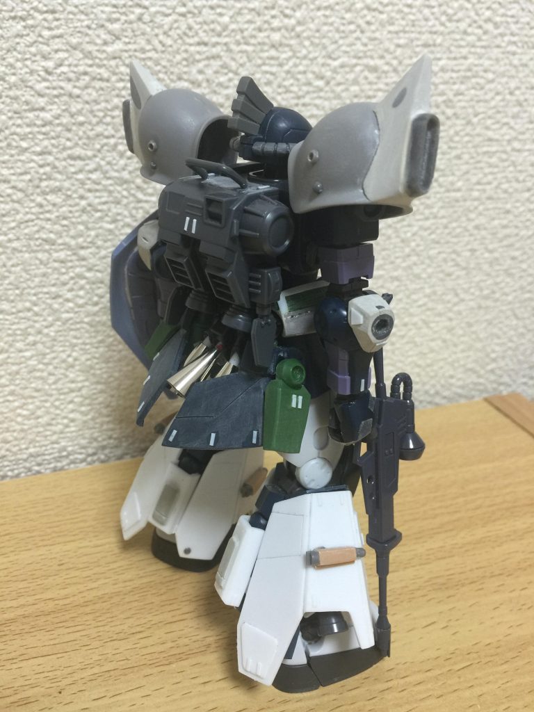 ザク高機動型R3改–3枚目/制作者：@chume777