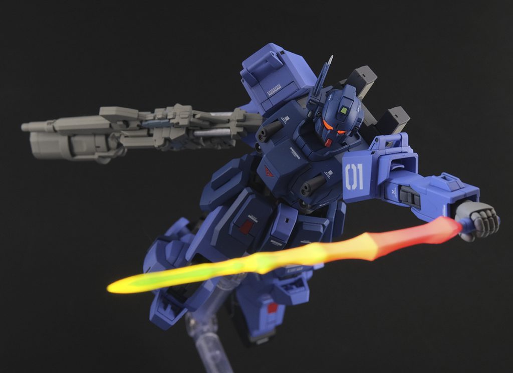 HGUCブルーディスティニー–3枚目/制作者:イタミテック