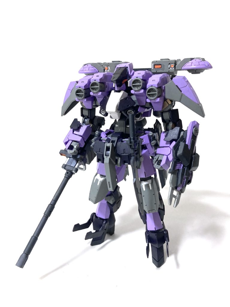 グレイズ改の装甲を30MMとミキシング② さらに30MMのパーツを増やすともうグレイズの面影がなくな、、、それでもグレイズのカスタム機です!(グレーズフレームはそのまま。こちらも装甲すべて外せる)