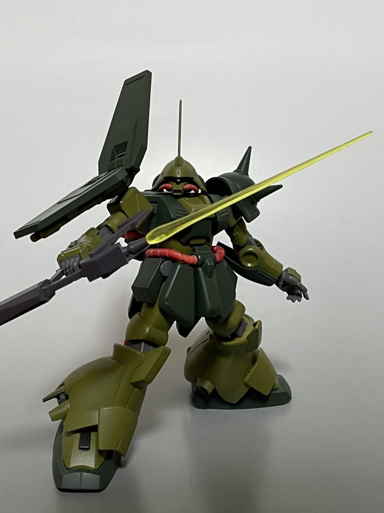 フェダーインライフルはガブスレイと同じものです。武器持ち手を用意出来るとかなり違ってくると思います