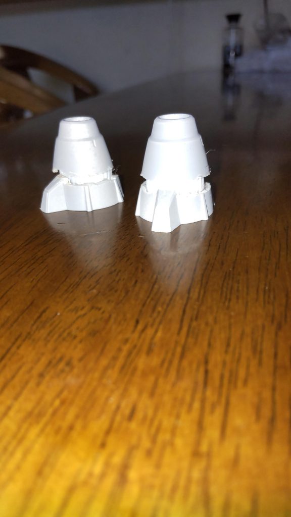 フルバーニアンのバーニアをちょん切って中にペットボトルキャップを加工したものをサンドイッチしました。