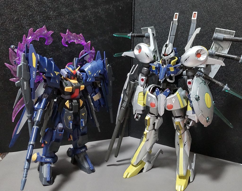 大きさ比べその1パラスアテネは大型MSなので、他のMSと比べても1.5倍程のサイズ差があります。