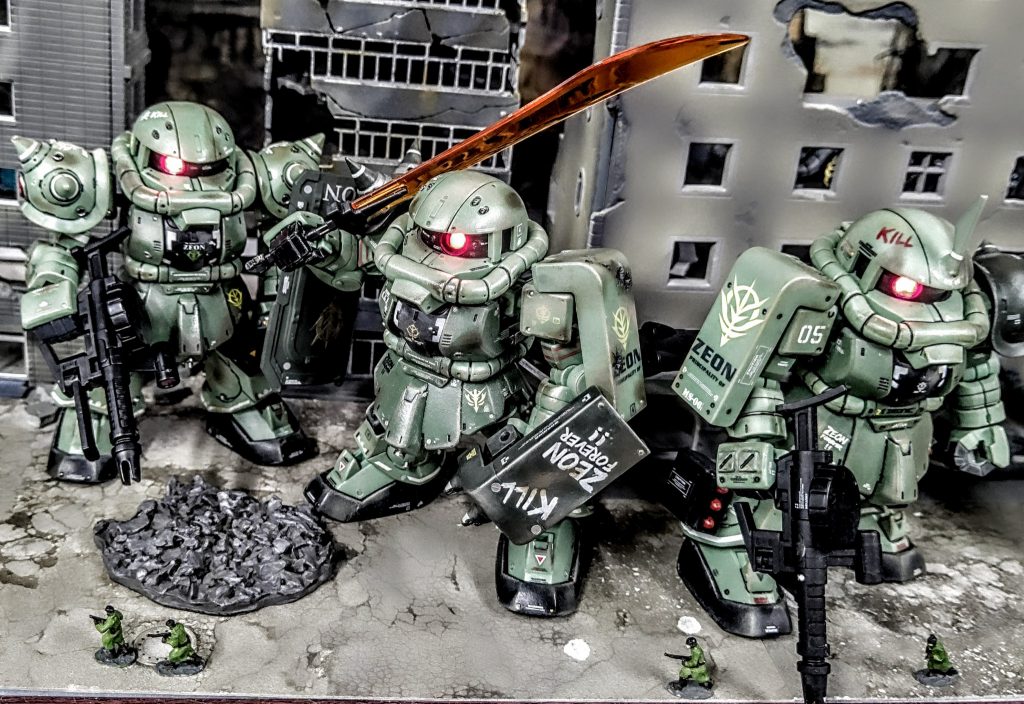 友軍脱出の為に奮戦。大きなダメージを追うこと無くキャルフォルニアベースを脱出している。