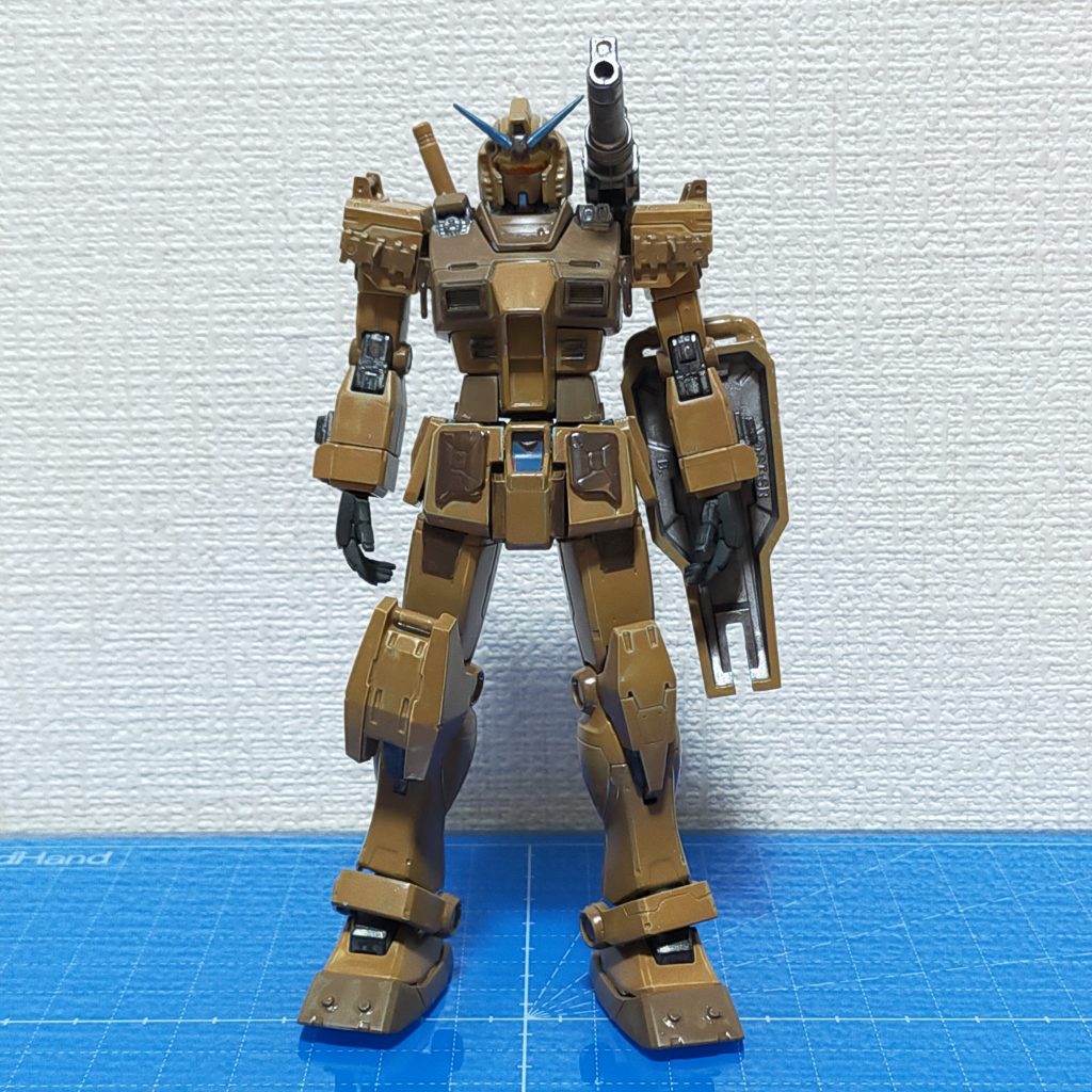 素立ち、ウェザリング前です。シールドはGフレーム陸戦型ガンダムから転用
