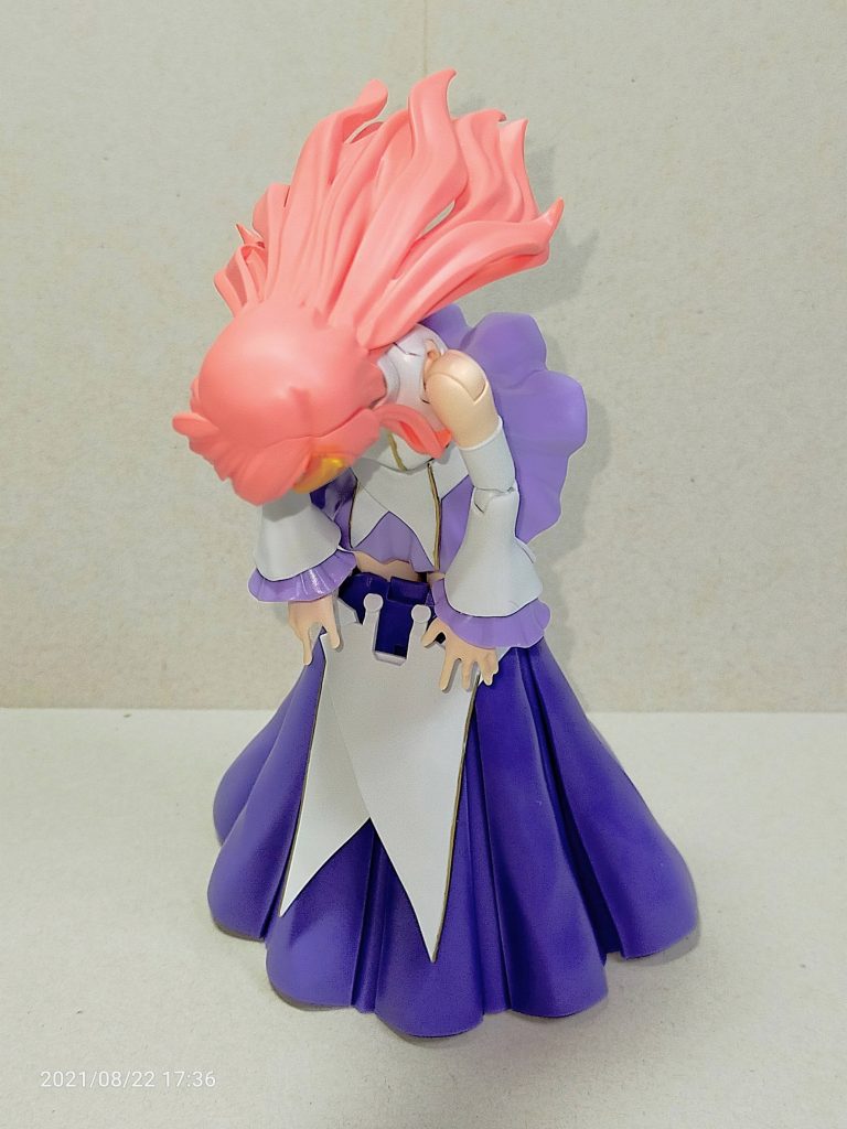 キラの前でスカートぬぎぬぎ