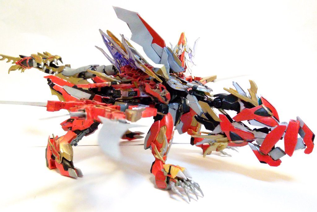 完成！！その名も「獄炎竜 ジェミナイズ・バハムート」！！！ロボの合体は漢の浪漫！！　しかも竜の姿になるという！　まさに中二病の権化でございます！！