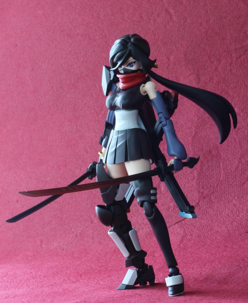 前とサイドの髪を変えてみました。スカートは自然にプリーツを入れて清潔感を出しました。