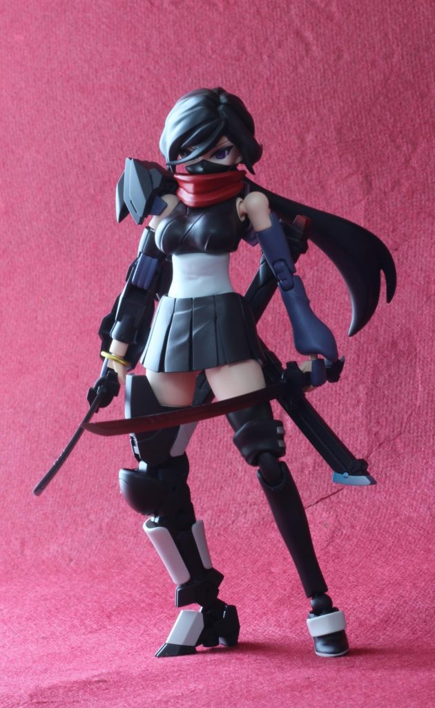 右の装甲は30MMとギャン子さんからいただきました。スネまわりはすーぱーふみなのスネパーツ^^