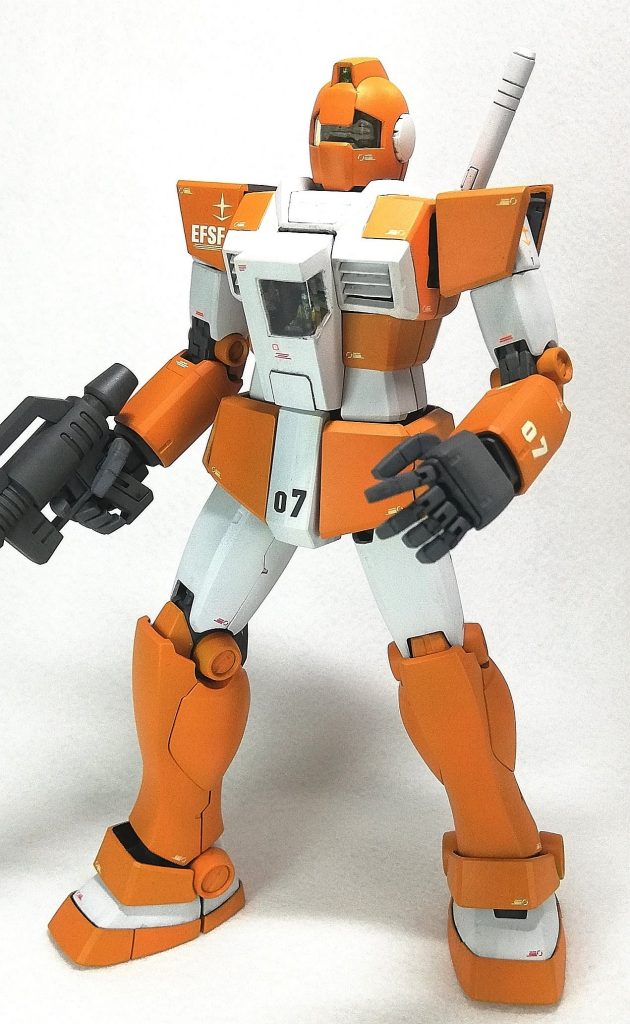 一応、アクションポーズ。