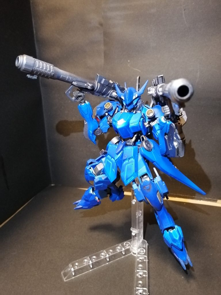 ケンプファーのようにバーニアも増設してみました。