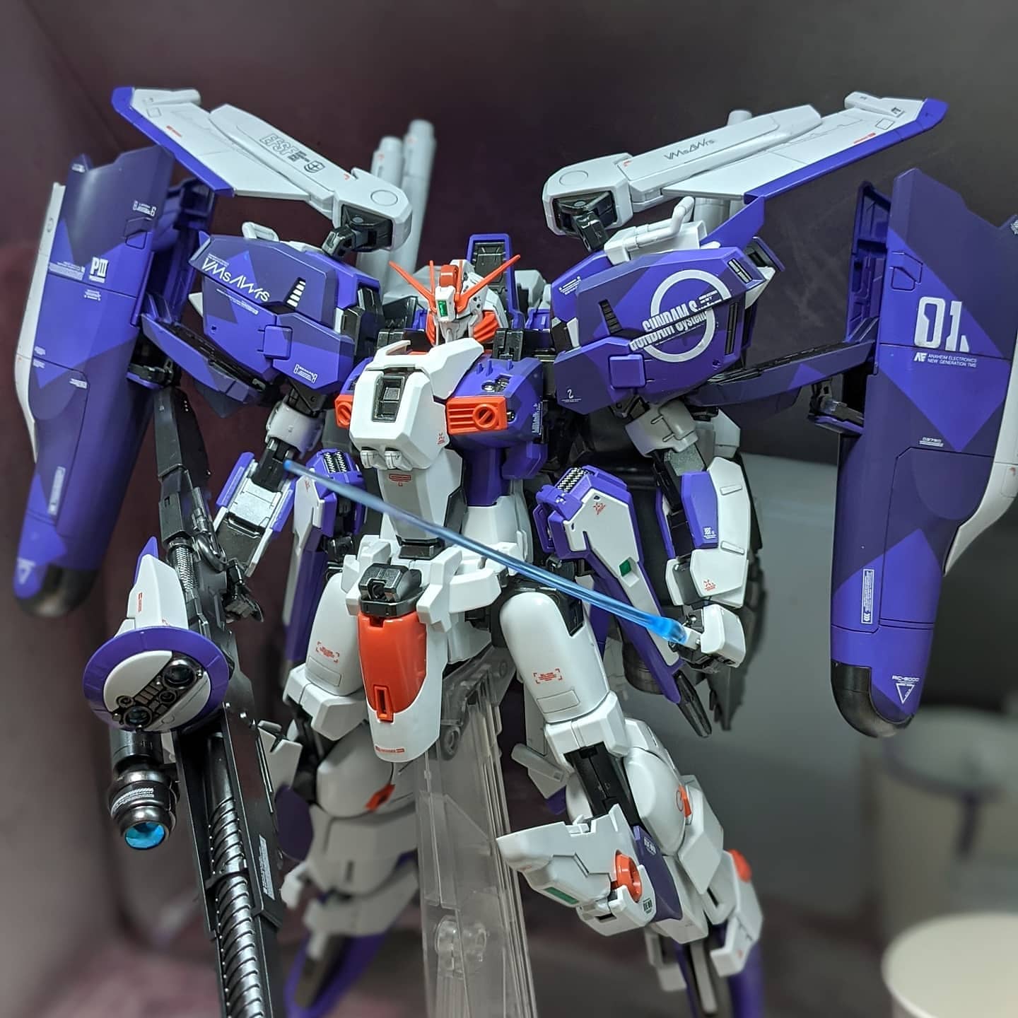 【MG完成品】Ex-sガンダム ver1.0スプリッター迷彩塗装ガンダム