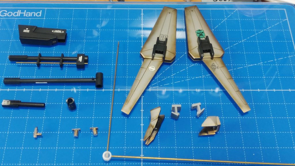 偽式（ニセシキ）換装ユニット