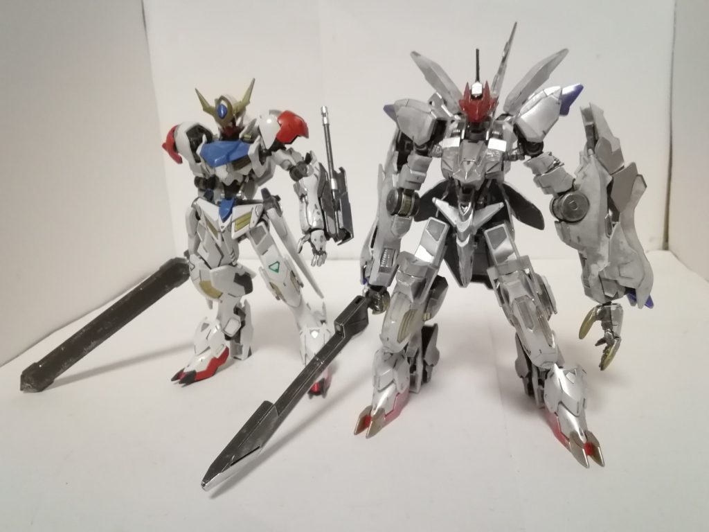 バルバトスルプスとの比較です