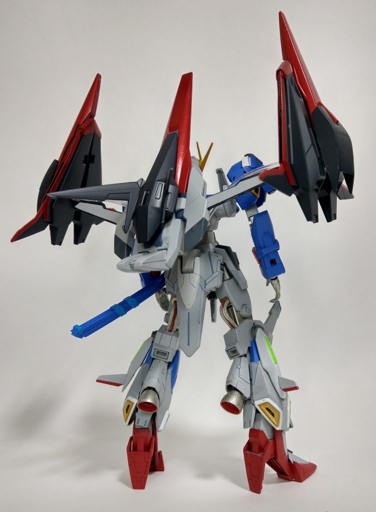 カミーユ「だいぶでかくなってませんか？」ラキシス「その分パワーアップしてますからね。必殺技とおぼしきWassermelone Stockも３つに増設されています」カミーユ「ドイツ語でスイカ棒？」 ラキシス「真ん中の大きいやつは、3倍の威力です。」