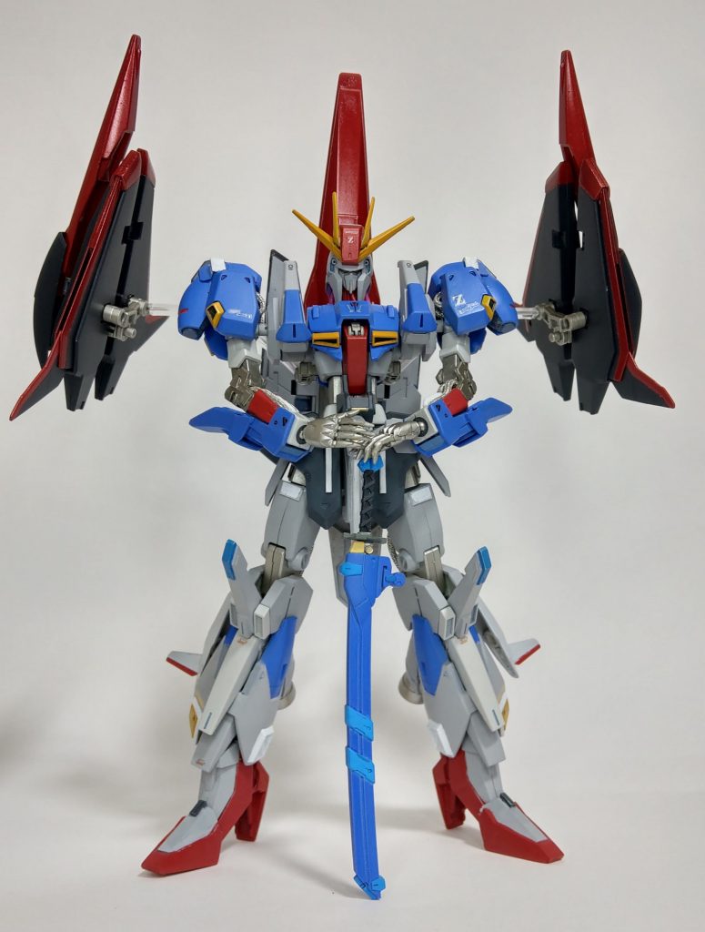 カミーユ「これ、戦えるんですか？」ソープ「全長32m、換装重量:122t出力:1兆7千億馬力、脹ら脛にマウントされた2基のスーパーイレーザーが互いにリンクする事で莫大なイコールパワーを生じる「デュエルツイスターシステム」を・・」カミーユ「( ﾟдﾟ)ﾎﾟｶｰﾝ」