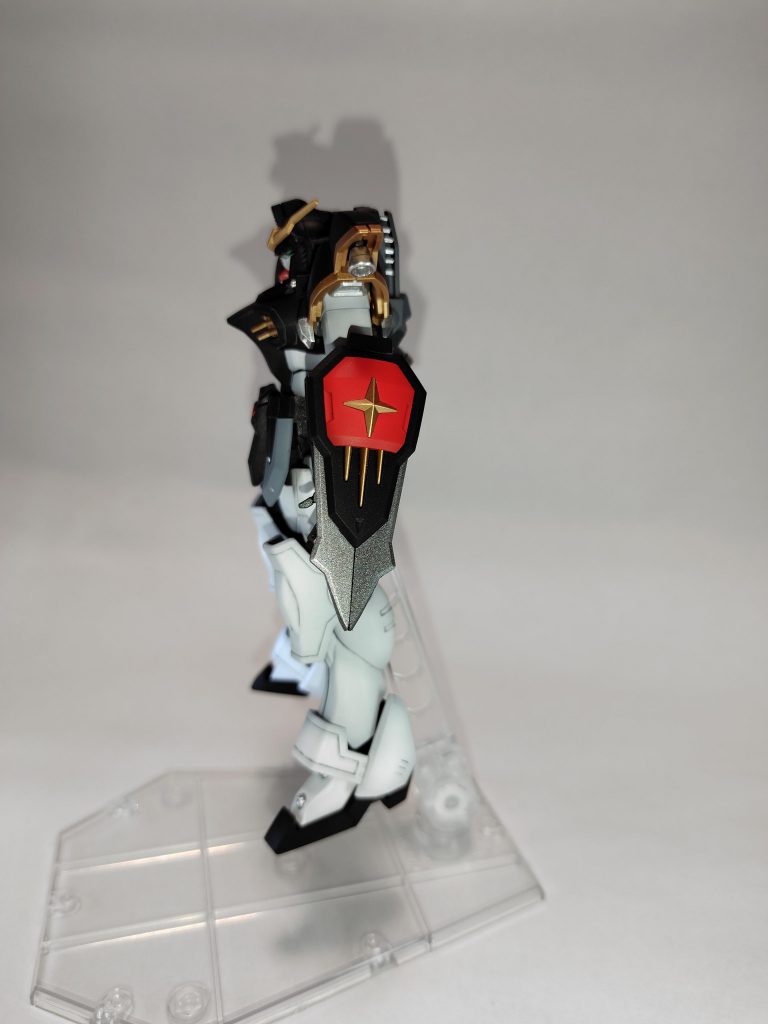 友達のアドレスでハイパージャマー発生器のパーツをしっかりハマらないように少し加工して、ディテールにしてみました。